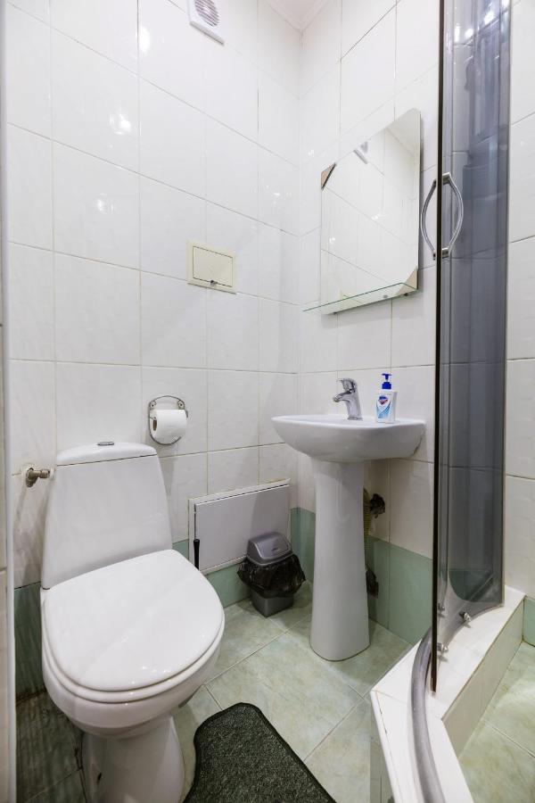Appartement На Палаце Спорта à Kiev Extérieur photo